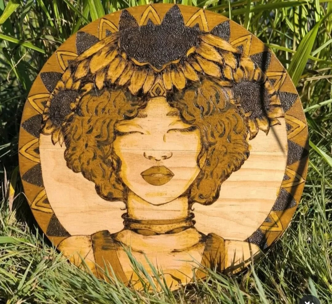 Plateau décoratif | La femme aux tournesols