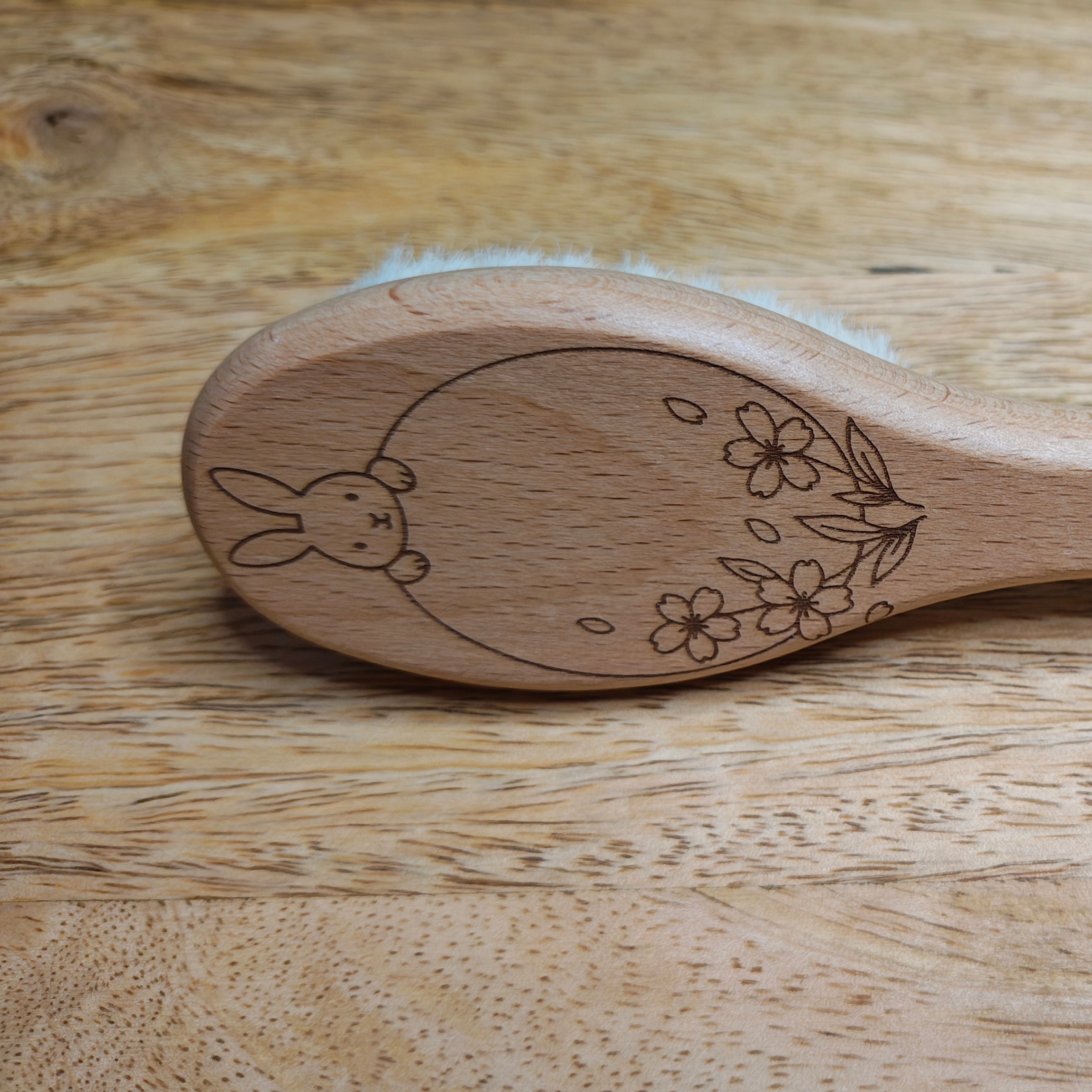 Brosse bebe à poils doux