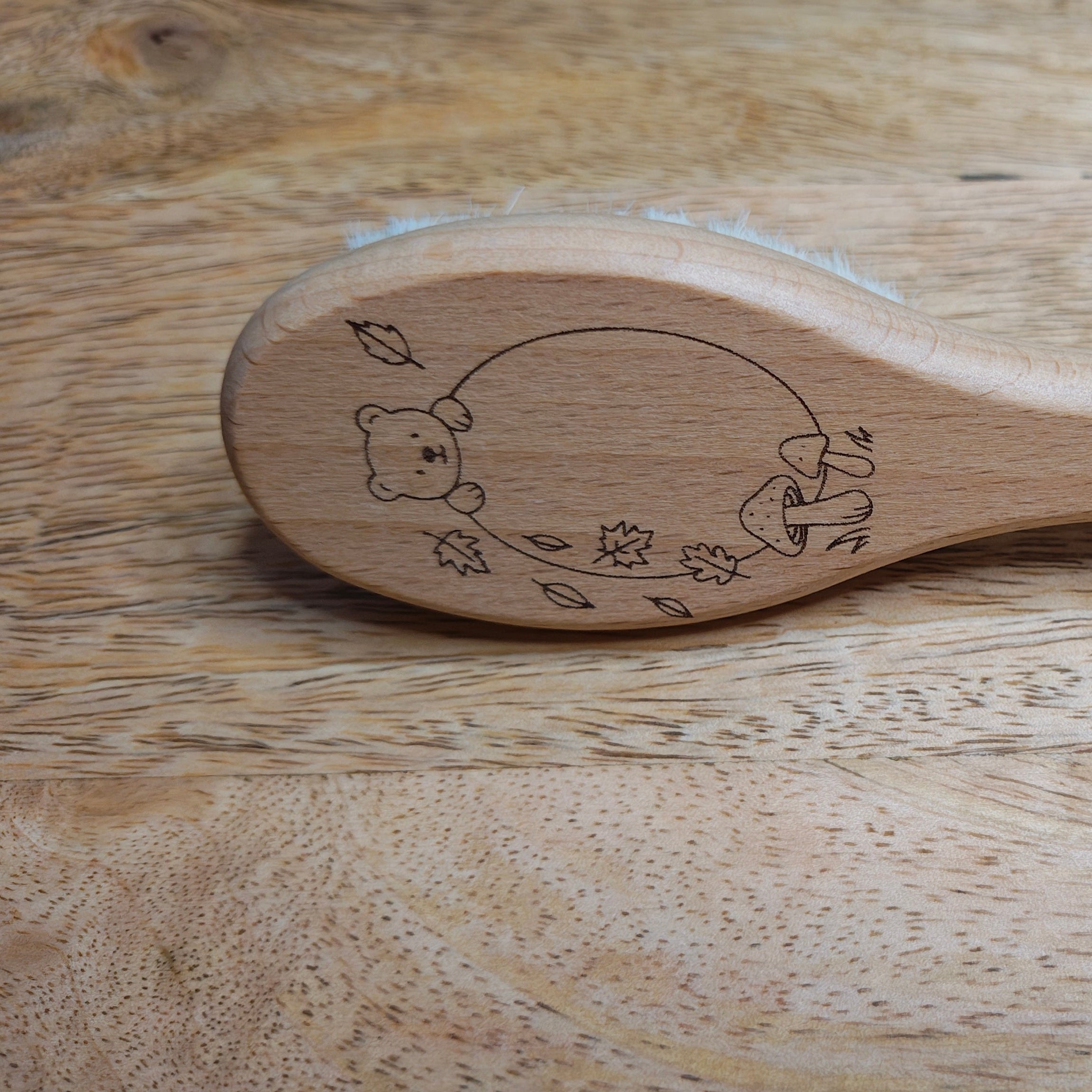 Brosse bebe à poils doux